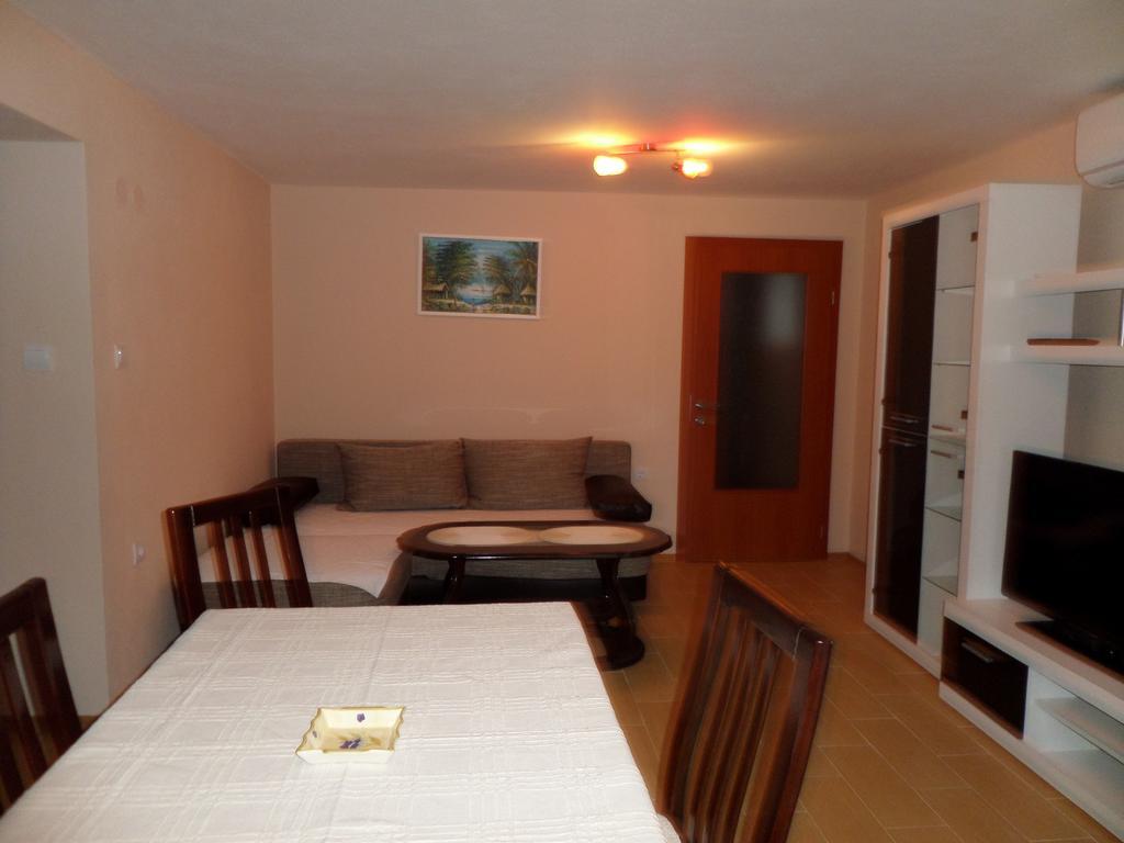 Apartments Marina Kotor Bilik gambar